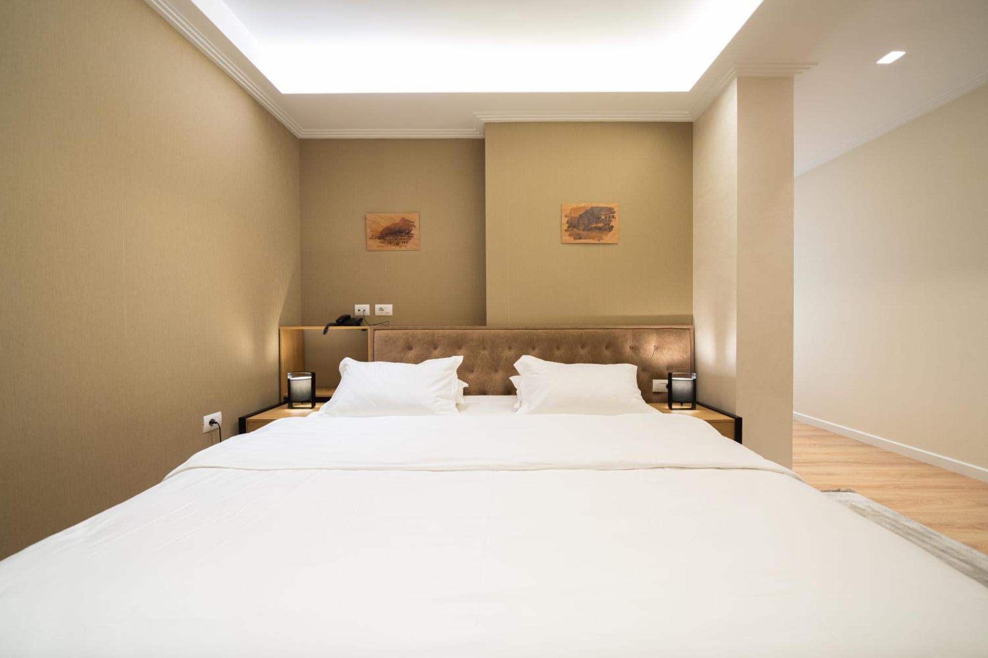 Merko Hotel 4*